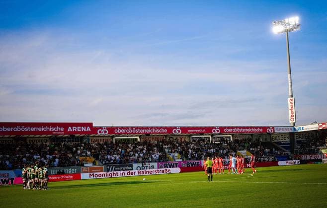 22 05 2026, Ried im Innkreis, AUT, On the road in Upper Austria, SV Oberbank Ried Rapid Wien, Austrian Football League, ADMIRAL Bundesliga, in the picture memorial minute, Artner Rocky,