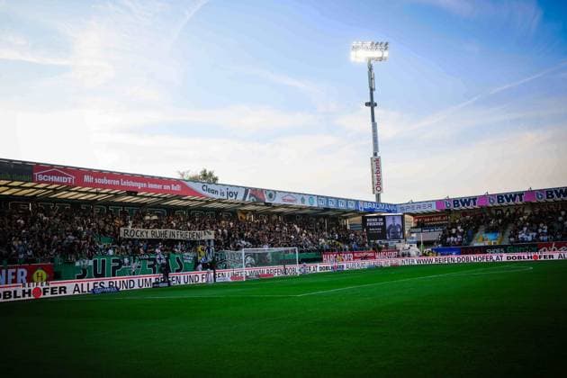 22 05 2026, Ried im Innkreis, AUT, On the road in Upper Austria, SV Oberbank Ried Rapid Wien, Austrian Football League, ADMIRAL Bundesliga, in the picture memorial minute, Artner Rocky,