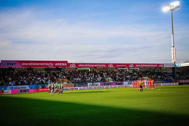 22 05 2026, Ried im Innkreis, AUT, On the road in Upper Austria, SV Oberbank Ried Rapid Wien, Austrian Football League, ADMIRAL Bundesliga, in the picture memorial minute, Artner Rocky,