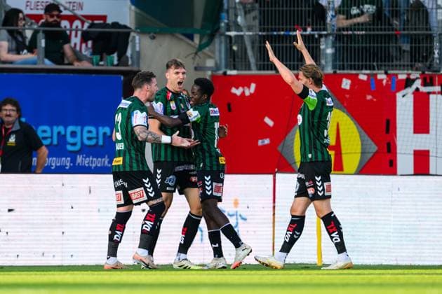 SOCCER - BL, Ried vs Rapid RIED,AUSTRIA,22.MAY.26 - SOCCER - ADMIRAL Bundesliga, Europacup play off, SV Ried vs SK Rapid Wien. Image shows the rejoicing of Ried with Nikki Havenaar (Ried).  GEPAxpictures xChristianxMoser
