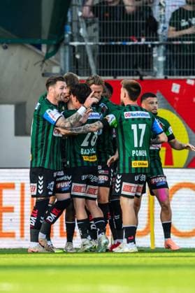 SOCCER - BL, Ried vs Rapid RIED,AUSTRIA,22.MAY.26 - SOCCER - ADMIRAL Bundesliga, Europacup play off, SV Ried vs SK Rapid Wien. Image shows the rejoicing of Ried with Nikki Havenaar (Ried).  GEPAxpictures xChristianxMoser