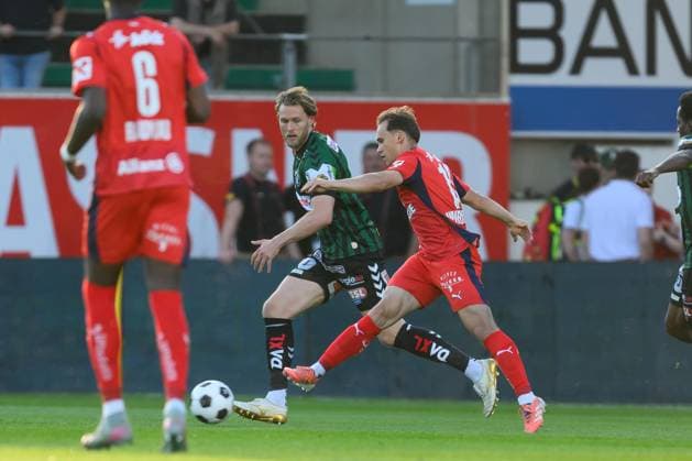 SOCCER - BL, Ried vs Rapid RIED,AUSTRIA,22.MAY.26 - SOCCER - ADMIRAL Bundesliga, Europacup play off, SV Ried vs SK Rapid Wien. Image shows Nikolaus Wurmbrand (Rapid) and Oliver Steurer (Ried).  GEPAxpictures xDanielaxMoser