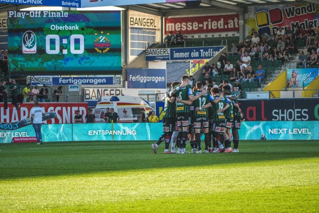 Football Austria, Admiral Bundesliga European Cup Playoff Final ECL 2025 2026, SV Oberbank Ried vs SK Rapid Wien SKR BWT x Oberösterreichische Arena Ried team photo, team photo SV Ried Copyright: xLukasxBierederx