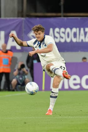 ACF Fiorentina v Atalanta - Campionato Serie A Giorgio Scalvini of Atalanta in action during the Italian Serie A football match between ACF Fiorentina and Atalanta, on May 22 ,2026 at the Artemio-Franchi stadium in Florence. Firenze FI Italy  Copyright: xAndreaxMartinix originalFilename:martini-acffiore260522_npG3y.jpg