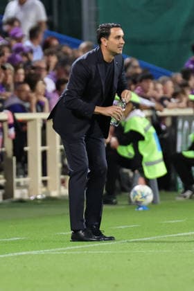 ACF Fiorentina v Atalanta - Campionato Serie A Head Coach Raffaele Palladino of Atalanta gestures during the Italian Serie A football match between ACF Fiorentina and Atalanta, on May 22 ,2026 at the Artemio-Franchi stadium in Florence. Firenze FI Italy  Copyright: xAndreaxMartinix originalFilename:martini-acffiore260522_npuYn.jpg