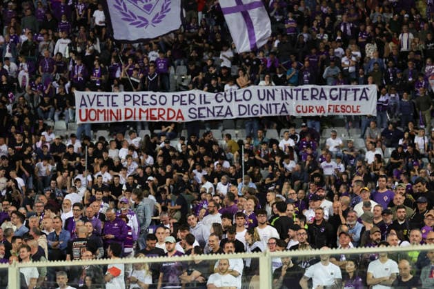 ACF Fiorentina v Atalanta - Campionato Serie A The fans in the Curva Fiesole protest against the players over the disappointing season during the Italian Serie A football match between ACF Fiorentina and Atalanta, on May 22 ,2026 at the Artemio-Franchi stadium in Florence. Firenze FI Italy  Copyright: xAndreaxMartinix originalFilename:martini-acffiore260522_nphgv.jpg