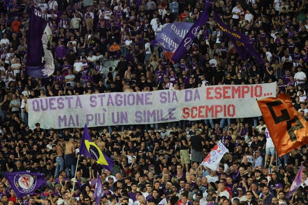ACF Fiorentina v Atalanta - Campionato Serie A The fans in the Curva Fiesole protest against the players over the disappointing season during the Italian Serie A football match between ACF Fiorentina and Atalanta, on May 22 ,2026 at the Artemio-Franchi stadium in Florence. Firenze FI Italy  Copyright: xAndreaxMartinix originalFilename:martini-acffiore260522_nprVv.jpg