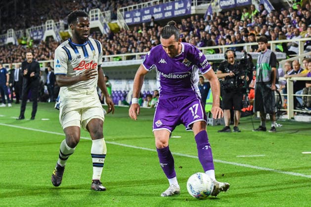 Fußball, Italien, AC Florenz - Atalanta Bergamo FOOTBALL - Serie A - ACF Fiorentina vs Atalanta BC Photo by IPA ABACAPRESS.COM84978791 - Jack David Harrison (Fiorentina) thwarted by Honest Ahanor (Atalanta) during ACF Fiorentina vs Atalanta BC, Italian soccer Serie A match in Florence, Italy, May 22 2026 Florence Italy  Copyright: xIPAxSport ABACAx