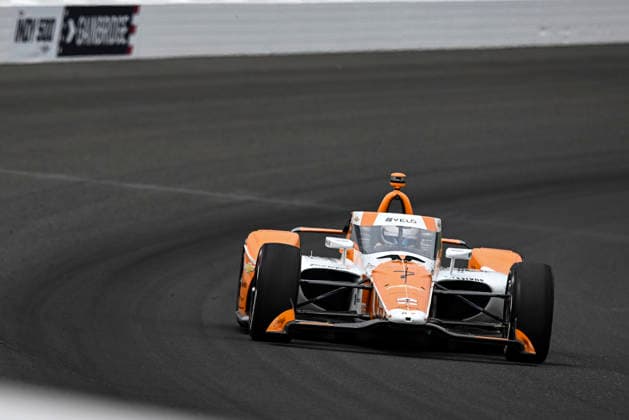 INDIANAPOLIS, IN - MAY 24: Christian Lundgaard (7) Velo Arrow McLaren Chevrolet drives through turn one during practice on NTT IndyCar, Indy Car, IRL, USA Series Miller Lite Carb Day on May 22, 2026, at the Indianapolis Motor Speedway in Indianapolis, Indiana. (Photo by Michael Allio Icon Sportswire) AUTO: MAY 22 NTT IndyCar Series Miller Lite Carb Day EDITORIAL USE ONLY Icon116260522042