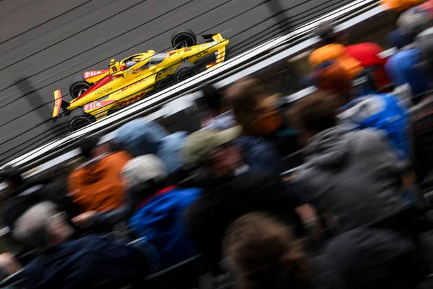INDIANAPOLIS, IN - MAY 24: Alex Palou (10) DHL Chip Ganassi Honda drives on the front stretch during practice on NTT IndyCar, Indy Car, IRL, USA Series Miller Lite Carb Day on May 22, 2026, at the Indianapolis Motor Speedway in Indianapolis, Indiana. (Photo by Michael Allio Icon Sportswire) AUTO: MAY 22 NTT IndyCar Series Miller Lite Carb Day EDITORIAL USE ONLY Icon116260522043