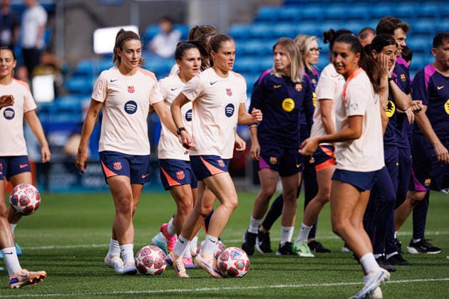 Alexia Putellas and Ewa Pajor seen during the FC Barcelona, Barca Femeni Official Training Session before UEFA Womens Champions League 2026 final (Maciej Rogowski Ball Raw Images) Oslo Ullevaal Stadion Norway Copyright: xMaciejxRogowskix maciejrogowski_22052026_fcbarcelona-58