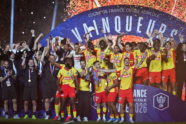 French Cup - RC Lens wins over OGC Nice FA RC Lens’ players celebrate their win over during OGC Nice after the French Cup final football match at the Stade de France in Paris on May 22, 2026. Photo by Firas Abdullah ABACAPRESS.COM Paris Ile-de-France France  Copyright: xAbdullahxFiras ABACAx