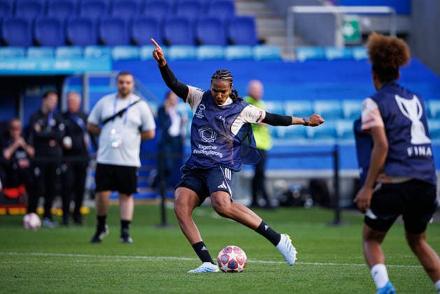 Wendie Renard seen during the OL Lyonnes Official Training Session before UEFA Womens Champions League 2026 final (Maciej Rogowski Ball Raw Images) Oslo Ullevaal Stadion Norway Copyright: xMaciejxRogowskix maciejrogowski_22_05_2026_lyoness-64