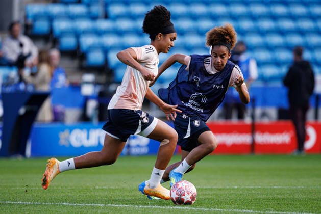 Lily Yohannes and Ashley Lawrence seen during the OL Lyonnes Official Training Session before UEFA Womens Champions League 2026 final (Maciej Rogowski Ball Raw Images) Oslo Ullevaal Stadion Norway Copyright: xMaciejxRogowskix maciejrogowski_22_05_2026_lyoness-72