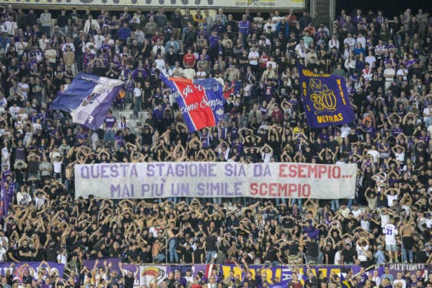 Fußball, Italien, AC Florenz - Atalanta Bergamo FOOTBALL - Serie A - ACF Fiorentina vs Atalanta BC Photo by IPA ABACAPRESS.COM84983033 - FIORENTINA S SUPPORTERS during ACF Fiorentina vs Atalanta BC, Italian soccer Serie A match in Florence, Italy, May 22 2026 Florence Italy  Copyright: xIPAxSport ABACAx