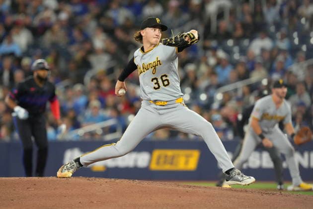 May 22, 2026, Toronto, On, CAN: Pittsburgh Pirates pitcher Bubba Chandler (36) works against the Toronto Blue Jays during first inning MLB, Baseball Herren, USA baseball action in Toronto on Friday, May 22, 2026. Bubba Chandler  - ZUMAc35_ 20260522_zaf_c35_140 Copyright: xChrisxYoungx