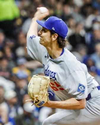 Los Angeles Dodgers relief pitcher Paul Gervase throws in the seventh inning of the MLB, Baseball Herren, USA game between the Los Angeles Dodgers and the Milwaukee Brewers at American Family Field in Milwaukee, Wisconsin on Friday, May 22, 2026.  MIL20260522842 TANNENxMAURY
