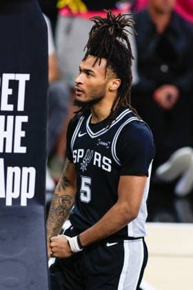 NBA, Basketball Herren, USA West Conference Finals Game 3 - Oklahoma City Thunder vs San Antonio Spurs San Antonio Spurs guard Stephon Castle reacts after a basket during Game 3 of the NBA Western Conference Finals between the San Antonio Spurs and the Oklahoma City Thunder in San Antonio, USA, 22 May 2026. San Antonio United States  Copyright: xADAMxDAVISx