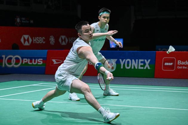 260522 -- KUALA LUMPUR, May 22, 2026 -- Aaron Chia Teng Fong L Soh Wooi Yik of Malaysia compete during the men s doubles quarterfinal match against Hu Keyuan Lin Xiangyi of China at 2026 Malaysia Masters badminton tournament in Kuala Lumpur, Malaysia, May 22, 2026. Photo by Xinhua SPMALAYSIA-KUALA LUMPUR-BADMINTON-MALAYSIA MASTERS-MEN S DOUBLES ChongxVoonxChung  (SP)MALAYSIA-KUALA LUMPUR-BADMINTON-MALAYSIA MASTERS-MEN S DOUBLES IMAGO ChongxVoonxChung  imago images 0857325199