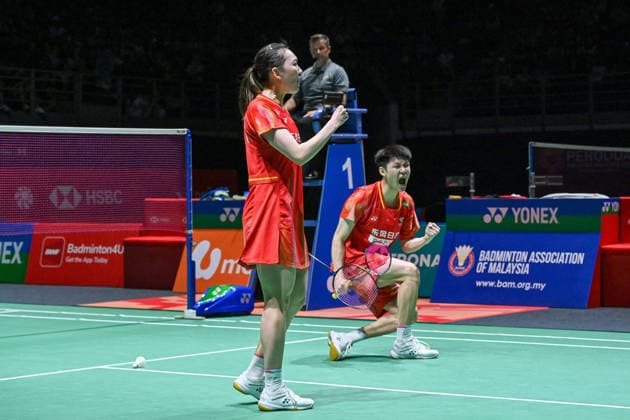 260522 -- KUALA LUMPUR, May 22, 2026 -- Gao Jiaxuan R Wei Yaxin celebrate after winning the mixed doubles quarterfinal between Gao Jiaxuan Wei Yaxin of China and Chen Tang Jie Toh Ee Wei of Malaysia at 2026 Malaysia Masters badminton tournament in Kuala Lumpur, Malaysia, May 22, 2026. Photo by Xinhua SPMALAYSIA-KUALA LUMPUR-BADMINTON-MALAYSIA MASTERS-MIXED DOUBLES ChongxVoonxChung  (SP)MALAYSIA-KUALA LUMPUR-BADMINTON-MALAYSIA MASTERS-MIXED DOUBLES IMAGO ChongxVoonxChung  imago images 0857325223