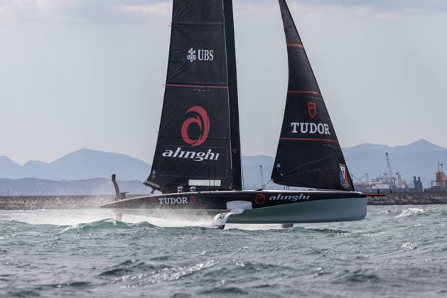 Louis Vuitton 38th America s Cup Preliminary Regatta Sardinia Tudor Team Alinghi competes during the first day of the Louis Vuitton 38th America s Cup Preliminary Regatta Sardinia in Cagliari, Italy, on May 22, 2026. The preliminary regatta in Sardinia, part of the 38th America s Cup and sponsored by Louis Vuitton, provides teams with the first opportunity to test their skills in preparation for the event in Naples in 2027. The races take place in the Gulf of Cagliari, featuring fully equalized AC40 one-design yachts capable of reaching speeds exceeding 40 knots. cagliari - Italy  Copyright: xMauroxUjettox originalFilename:ujetto-louisvui260522_np8fW.jpg