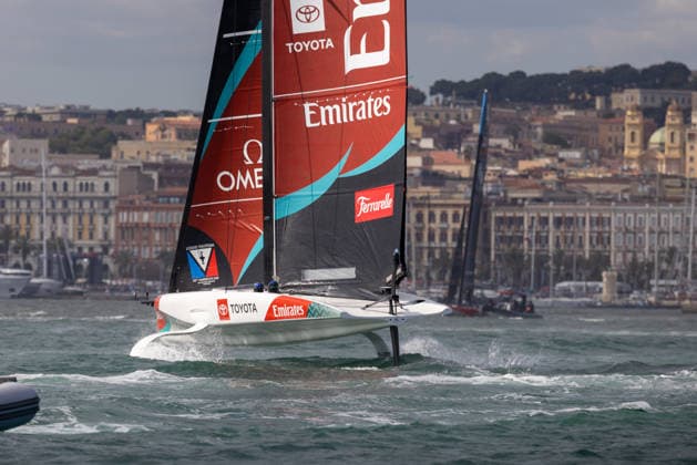 Louis Vuitton 38th America s Cup Preliminary Regatta Sardinia Emirates Team New Zealand competes during the first day of the Louis Vuitton 38th America s Cup Preliminary Regatta Sardinia in Cagliari, Italy, on May 22, 2026. The preliminary regatta in Sardinia, part of the 38th America s Cup and sponsored by Louis Vuitton, provides teams with an opportunity to test their skills ahead of the event in Naples in 2027. The races take place in the Gulf of Cagliari, featuring fully equalized AC40 one-design yachts capable of reaching speeds exceeding 40 knots. cagliari - Italy  Copyright: xMauroxUjettox originalFilename:ujetto-louisvui260522_npP5D.jpg
