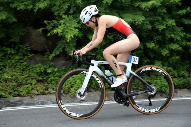 2026 Lianyungang Triathlon Asian Cup Contestants compete in the Excellent Group of the 2026 Lianyungang Triathlon Asian Cup in Lianyungang, Jiangsu Province, China on May 23, 2026. Lianyungang Jiangsu China  Copyright: xCFOTOx i1779547965574
