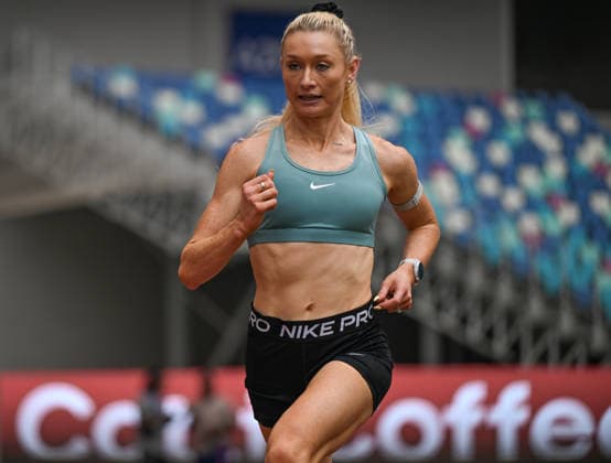 Wanda Diamond League Xiamen 2026 - Training Session XIAMEN, CHINA - MAY 22: Australian Olympic middle-distance medal winner Jessica Hull warms up during a track training session on the eve of the Xiamen Diamond League, the second leg of the 2026 Wanda Diamond League circuit, at the Xiamen Egret Stadium in Xiamen, Fujian province, China, on May 22, 2026. Xiamen China  Copyright: xArturxWidakx originalFilename:widak-wandadia260522_npQFL.jpg