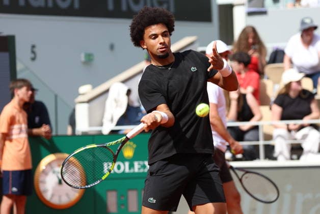 ROLAND GARROS 2026 Thierry Larret MAXPPP - PARIS (75) 23 05 2026 Thierry Larret Maxppp. Tennis. Roland Garros 2026. Internationaux de France de tennis. Stade Roland Garros, Paris (75). Le 23 mai 2024. JournÃ e Yannick NOAH. Entrainement Arthur FILS (FRA) sur le court Philippe Chatrier. Roland Garros 2026. French Open tennis tournament. Roland Garros Stadium, Paris (75) PARIS (75) STADE ROLAND GARROS PARIS ILE DE FRANCE FRANCE  Copyright: xMAXPPPxThierryxLarretx TLR202605234353 TLR202605234353