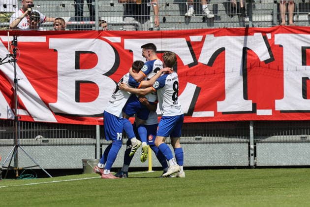Krieschow goal celebration Soccer State Cup Brandenburg 2025 2026 Final FC Energie Cottbus VfB Krieschow 1921