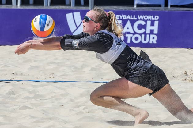 (260523) -- LAGUNA PROVINCE, May 23, 2026 -- Lezana Placette of France competes during the women s round of 16 match between Taliqua Clancy and Stefanie Fejes of Australia against Lezana Placette and Alexia Richard of France in the Volleyball World Beach Pro Tour Challenge in Laguna Province, the Philippines on May 23, 2026. ) (SP)PHILIPPINES-LAGUNA PROVINCE-VOLLEYBALL-WORLD BEACH PRO TOUR CHALLENGE ROUELLExUMALI 