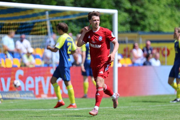 Soccer I Men I Season 2025 2026 I SHFV Lotto Cup I Final I SV Todesfelde 1 FC Phönix Lübeck I 23 05 2026 Jonathan Stöver 10, 1 FC Phönix Lübeck celebrates his second goal Todesfelde Joda Sportpark Schleswig Holstein Germany Copyright: xLobeca FabianxLamprechtx