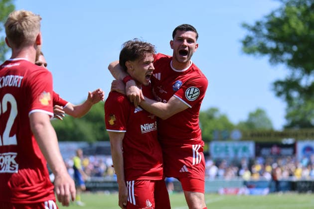 Soccer I Men I Season 2025 2026 I SHFV Lotto Cup I Final I SV Todesfelde 1 FC Phönix Lübeck I 23 05 2026 f l Jonathan Stöver 10, 1 FC Phönix Lübeck , Stylianos Kokovas 19, 1 FC Phönix Lübeck Todesfelde Joda Sportpark Schleswig Holstein Germany Copyright: xLobeca FabianxLamprechtx
