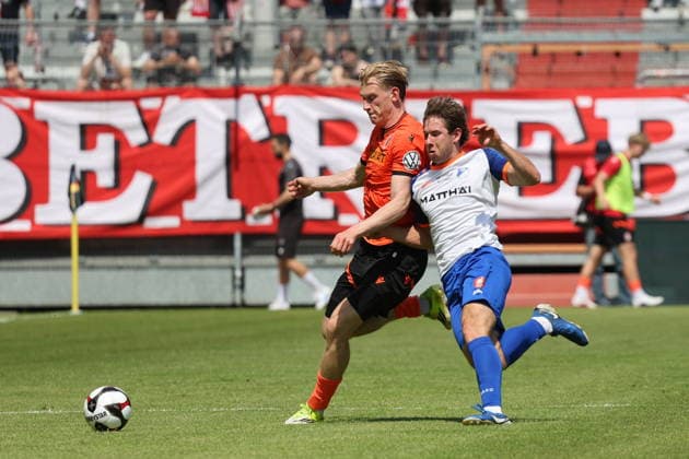 25 Ted Tattermusch Energie Cottbus, l , 5 Jannis Fuchs Krieschow Football Landespokal Brandenburgt 2025 2026 Final FC Energie Cottbus VfB Krieschow 1921