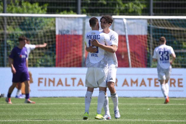 Soccer I Men I Season 2025 2026 I Association Cup I Final I SC Vorwärts Wacker 04 Billstedt Hamburg Eimsbütteler BC I 23 05 2026 Janek Wrede 15, HEBC and Julius Emil Stegemann 24, HEBC embrace after the 0 2 For editorial use only Hamburg Stadion Hoheluft, Lokstedter Steindamm 87 Hamburg Germany Copyright: xLobeca RobertoxSeidelx