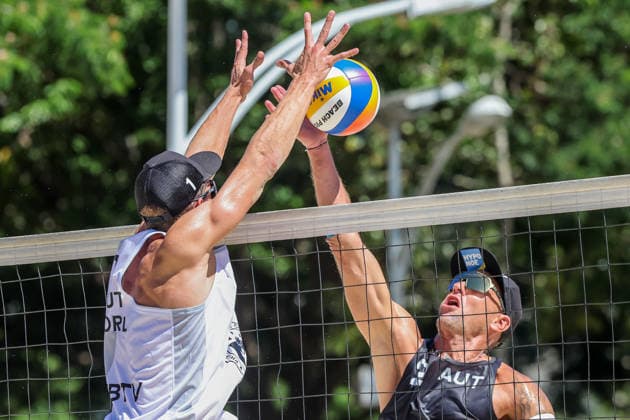 (260523) -- LAGUNA PROVINCE, May 23, 2026 -- Alexander Horst (R) of Austria competes against Julian Horl of Austria during the men s round of 16 match between Paul Pascariuc Alexander Horst of Austria and Julian Horl Laurenc Grossig of Austria at the Volleyball World Beach Pro Tour Challenge in Laguna Province, the Philippines, May 23, 2026. ) (SP)PHILIPPINES-LAGUNA PROVINCE-VOLLEYBALL-WORLD BEACH PRO TOUR CHALLENGE RouellexUmali 