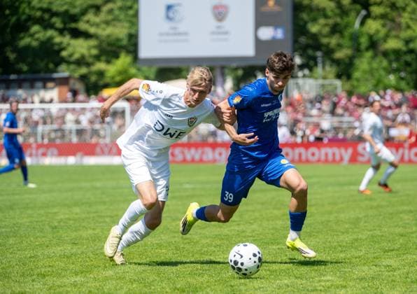 Soccer, Men, Season 2025 2026, Final COSY WASCH Landespokal Berlin, VSG Altglienicke BFC Dynamo, f l Joey Breitfeld BFC Dynamo , Mehmet Ibrahimi VSG Altglienicke , 23 05 2026, Copyright: xMatthiasxKochx