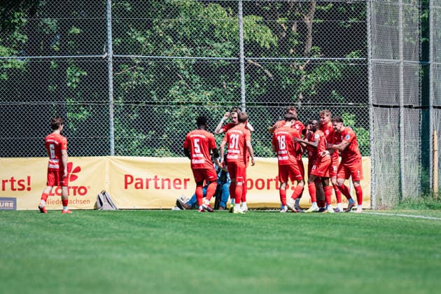 Lower Saxony Cup TuS Bersenbrück vs Lüneburger SK, 23 05 2026 GOAL, CHEER by Moritz Waldow TuS Bersenbrück, 6 to 1 0 Lower Saxony Cup, Final Amateurs TuS Bersenbrück vs Lüneburger SK on 23 05 2026 at August Wenzel Stadium, Barsinghausen Copyright: xBEAUTIFULxSPORTS Tonhäuserx