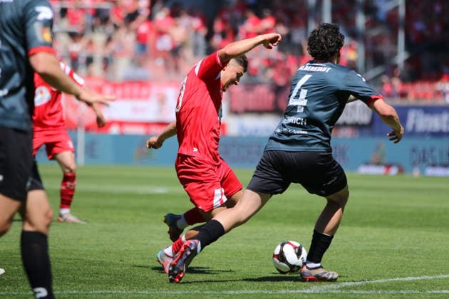 23 05 2026 Soccer men 2025 2026 dachbleche24 Landespokal Sachsen Anhalt Final VfB Germania Halberstadt Hallescher FC Leuna Chemie Stadion Halle Joscha Wosz Halle, 20, red when shooting to 0 4 Daniel Heinrich Halberstadt, 4, black comes too late Halle Sachsen Anhalt Germany