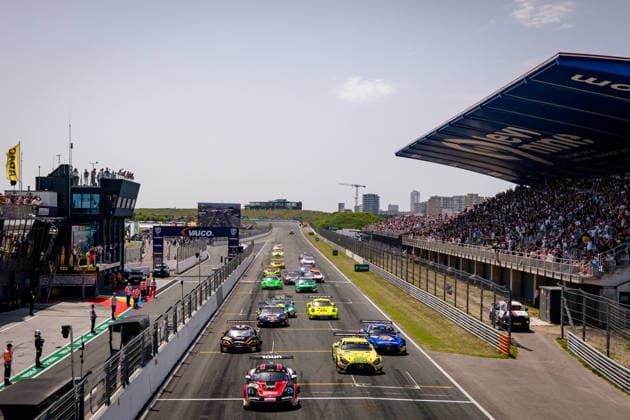DTM, 3. + 4. Rennen Zandvoort 2026 29 Porsche 911 GT3 R (992), Land Motorsport: Bastian Buus, 48 Mercedes-AMG GT3 EVO, Winward Racing: Jules Gounon, 80 Mercedes-AMG GT3 EVO, Winward Racing: Maro Engel- picture by Gruppe C Photography Zandvoort Circuit Park Zandvoort Netherlands Copyright: xGruppexCxPhotographyx