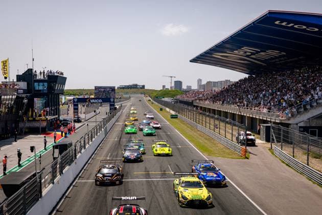DTM, 3. + 4. Rennen Zandvoort 2026 48 Mercedes-AMG GT3 EVO, Winward Racing: Jules Gounon, 29 Porsche 911 GT3 R (992), Land Motorsport: Bastian Buus, 25 McLaren 720S GT3 Evo, Dörr Motorsport: Ben Dörr- picture by Gruppe C Photography Zandvoort Circuit Park Zandvoort Netherlands Copyright: xGruppexCxPhotographyx