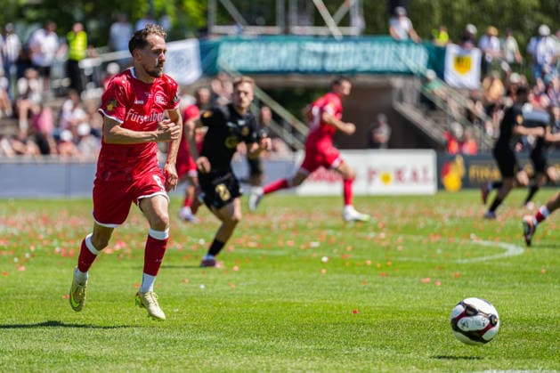 SBFV Rothaus Pokal, Bahlinger SC vs FC 08 Villingen, 23 05 2026 Kolja Herrmann Bahlinger SC, 8 on the ball SBFV Rothaus Pokal, Bahlinger SC vs FC 08 Villingen, Karl Heitz Stadion Offenburg, 23 05 2026 Copyright: xBEAUTIFULxSPORTS Boscox