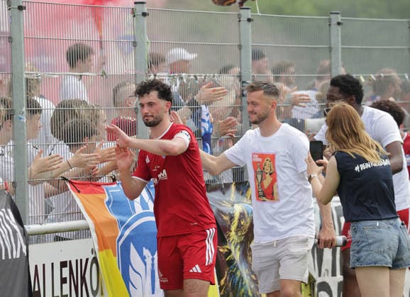 Fabio Maiolo 1 FC Phoenix Luebeck claps with the fans Football, Men, Season2025 2026, State Cup Final Schleswig Holstein, Joda Park Todesfelde, SV Todesfelde vs Phoenix Luebeck, 1 4 DFL REGULATIONS PROHIBIT ANY USE OF PHOTOGRAPHS AS IMAGE SEQUENCES AND OR QUASI VIDEO