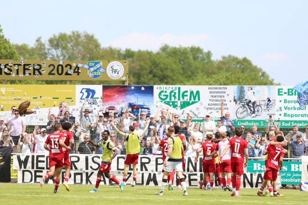 Soccer I Men I Season 2025 2026 I State Cup Schleswig Holstein I Final I SV Todesfelde 1 FC Phönix Lübeck I 23 05 2026 Cheers after the 4 1 Todesfelde Joda Sportpark Schleswig Holstein Germany Copyright: xLobeca AndreasxKnothex