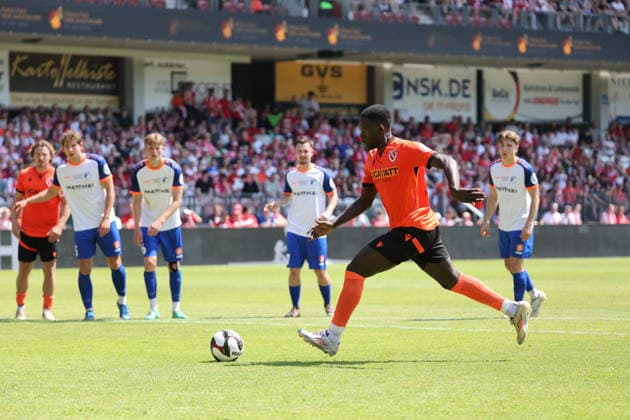 37 Merveille Biankadi Energie Cottbus scores 1 2 from the penalty spot Football Landespokal Brandenburgt 2025 2026 Final FC Energie Cottbus VfB Krieschow 1921