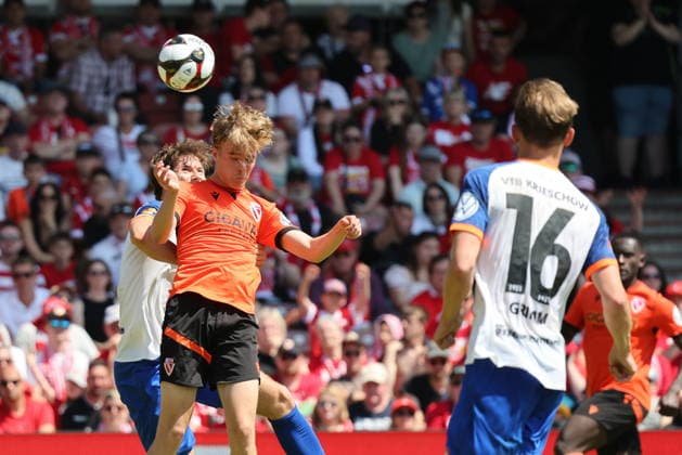8 Lukas Michelbrink Energie Cottbus heading the ball Football State Cup Brandenburg 2025 2026 Final FC Energie Cottbus VfB Krieschow 1921