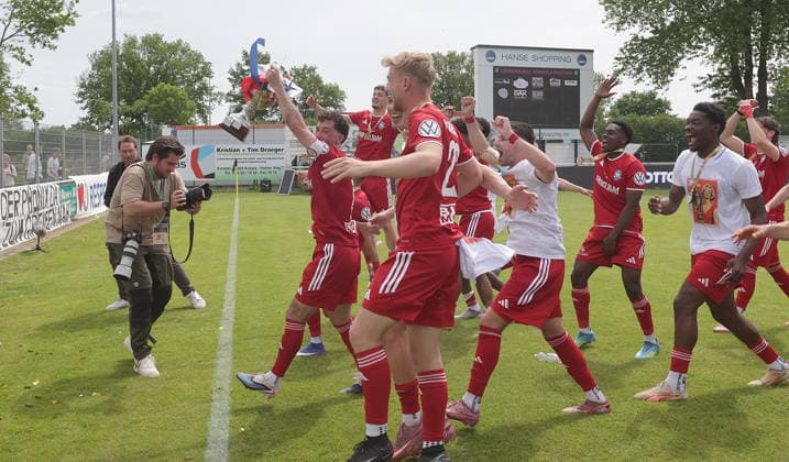 Fabio Maiolo 1 FC Phoenix Luebeck and his team present the fans the State Cup Football, Men, Season2025 2026, State Cup Final Schleswig Holstein, Joda Park Todesfelde, SV Todesfelde vs Phoenix Luebeck, 1 4 DFL REGULATIONS PROHIBIT ANY USE OF PHOTOGRAPHS AS IMAGE SEQUENCES AND OR QUASI VIDEO
