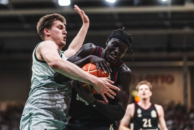 Wenyen Gabriel FC Bayern Muenchen Basketball in duel with Marten Linssen Gladiators Trier , Vet Concept Gladiators Trier vs FC Bayern Muenchen Basketball, Basketball, easyCredit BBL, Playoffs, Quarterfinals, Game 3, Season 2025 2026, 23 05 2026 Vet Concept Gladiators Trier vs FC Bayern Muenchen Basketball, Basketball, easyCredit BBL, Playoffs, Quarterfinals, Game 3, Season 2025 2026, 23 05 2026 Copyright: xEibner-Pressefoto AlexanderxNeisx EP_ANS