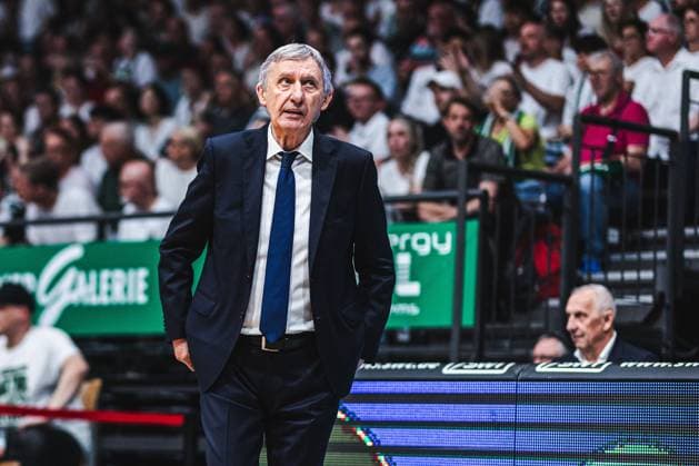 Svetislav Pesic Headcoach FC Bayern Muenchen Basketball on the sideline, Vet Concept Gladiators Trier vs FC Bayern Muenchen Basketball, Basketball, easyCredit BBL, Playoffs, Quarterfinals, Game 3, Season 2025 2026, 23 05 2026 Vet Concept Gladiators Trier vs FC Bayern Muenchen Basketball, Basketball, easyCredit BBL, Playoffs, Quarterfinals, Game 3, Season 2025 2026, 23 05 2026 Copyright: xEibner-Pressefoto AlexanderxNeisx EP_ANS