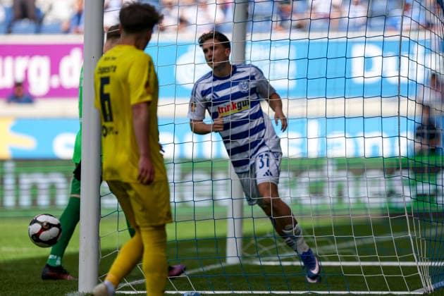 23 05 2026, GER, football, men, Niederrheinpokal final, season 2025 2026, SC St Tönis MSV Duisburg Patrick Sussek MSV Duisburg scores the goal for 0 1 Duisburg schauinsland reisen Arena Nordrhein Westfalen Germany Copyright: xAdrianxSchlüterx